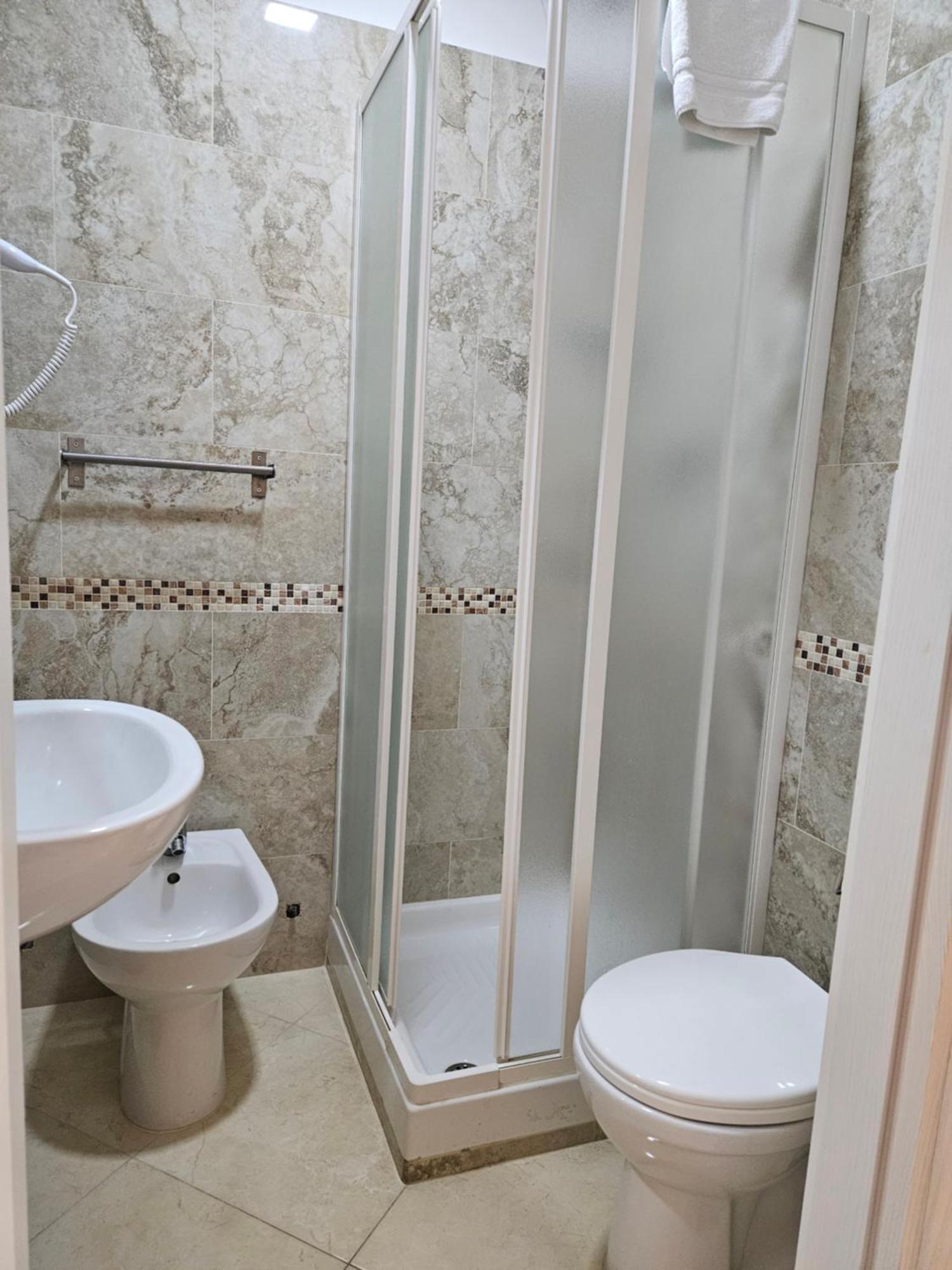 Affittacamere Tiche Roma Ngoại thất bức ảnh