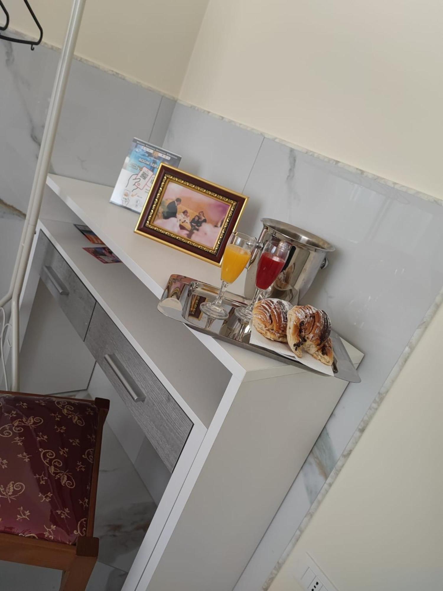 Affittacamere Tiche Roma Ngoại thất bức ảnh