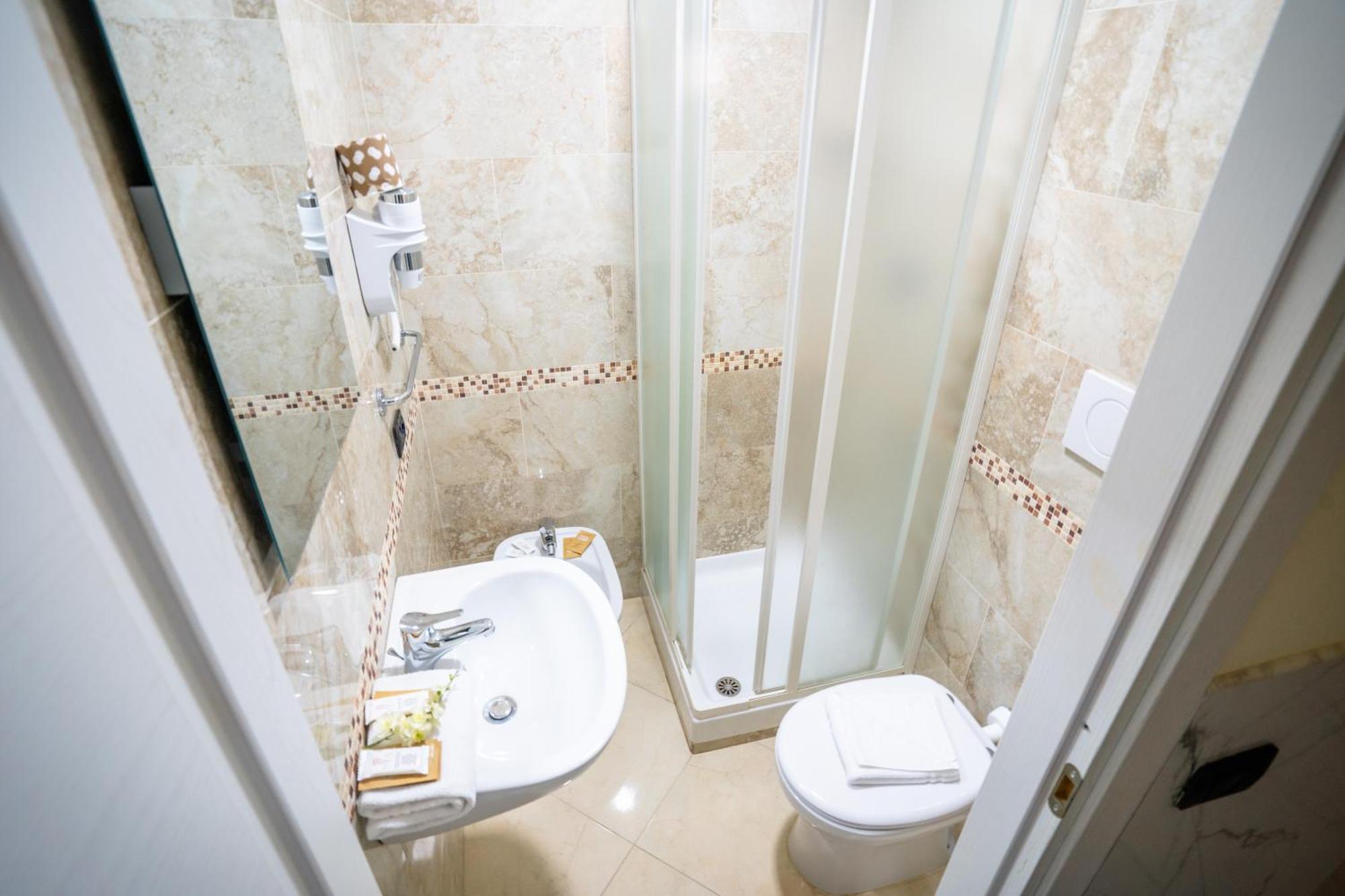 Affittacamere Tiche Roma Ngoại thất bức ảnh